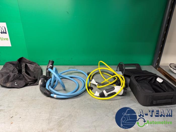 BMW 5 serie 530e iPerformance Sloopvoertuig (2018, Blauw)