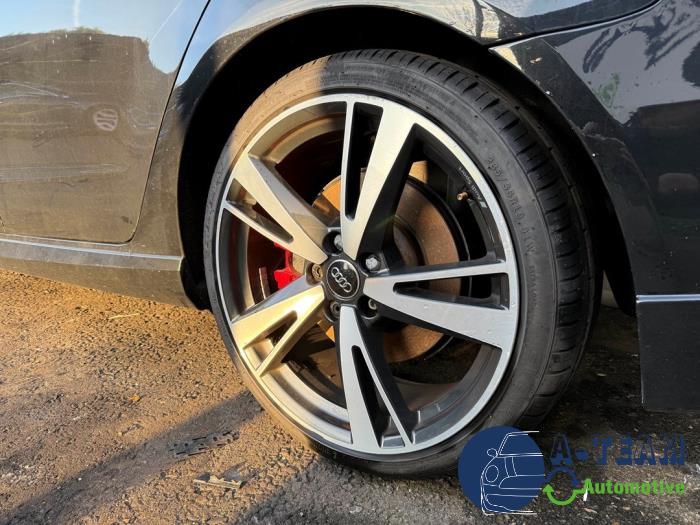 Audi RS 3 Sportback 2.5 TFSI 20V Quattro Sloopvoertuig (2019, Zwart)