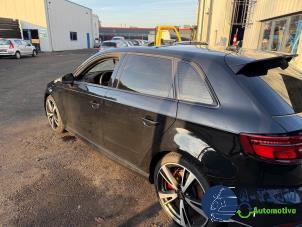 Audi RS 3 Sportback 2.5 TFSI 20V Quattro Sloopvoertuig (2019, Zwart)