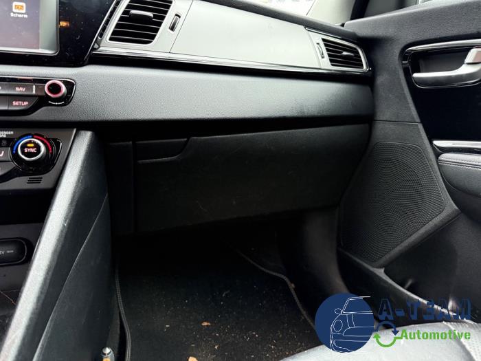 Kia Niro I 1.6 GDI Hybrid Sloopvoertuig (2017, Zwart)