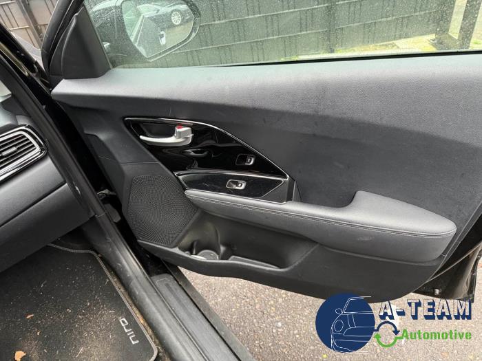 Kia Niro I 1.6 GDI Hybrid Sloopvoertuig (2017, Zwart)