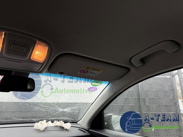 Kia Niro I 1.6 GDI Hybrid Sloopvoertuig (2017, Zwart)