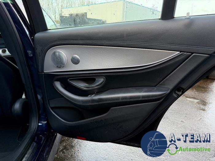 Mercedes E E-200 2.0 Turbo 16V Sloopvoertuig (2016, Blauw)