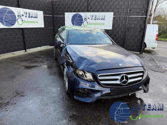Mercedes E E-200 2.0 Turbo 16V Sloopvoertuig (2016, Blauw)