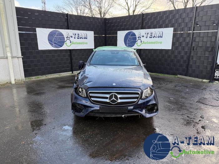 Mercedes E E-200 2.0 Turbo 16V Sloopvoertuig (2016, Blauw)