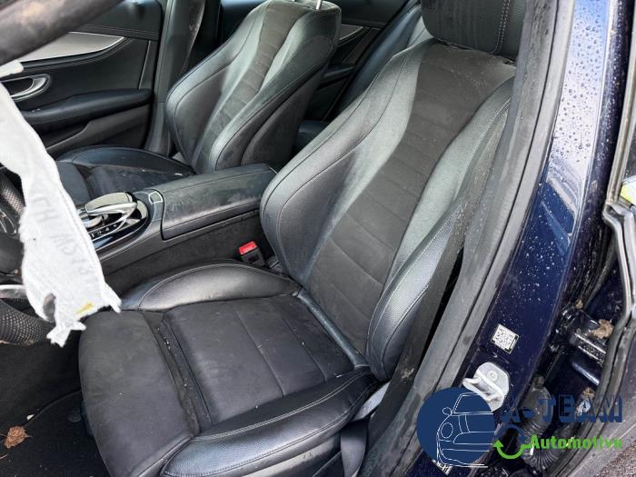 Mercedes E E-200 2.0 Turbo 16V Sloopvoertuig (2016, Blauw)