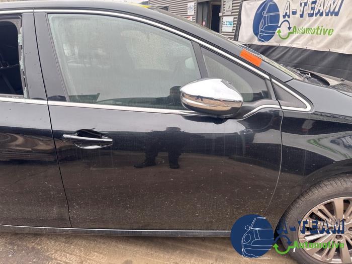 Peugeot 208 I 1.2 12V e-THP PureTech 110 Sloopvoertuig (2017, Zwart)