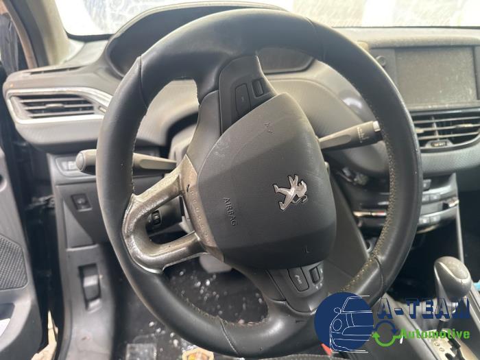 Peugeot 208 I 1.2 12V e-THP PureTech 110 Sloopvoertuig (2017, Zwart)