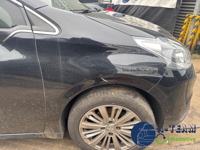 Peugeot 208 I 1.2 12V e-THP PureTech 110 Sloopvoertuig (2017, Zwart)