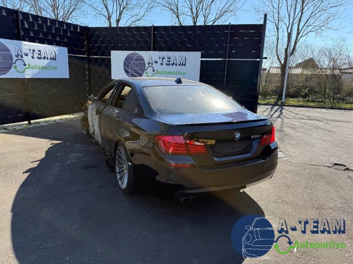 BMW 5 serie 530i 24V Sloopvoertuig (2013, Zwart)