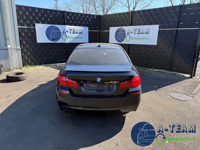BMW 5 serie 530i 24V Sloopvoertuig (2013, Zwart)