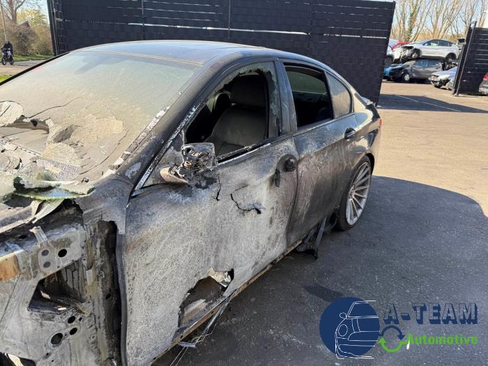 BMW 5 serie 530i 24V Sloopvoertuig (2013, Zwart)