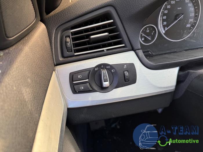 BMW 5 serie 530i 24V Sloopvoertuig (2013, Zwart)