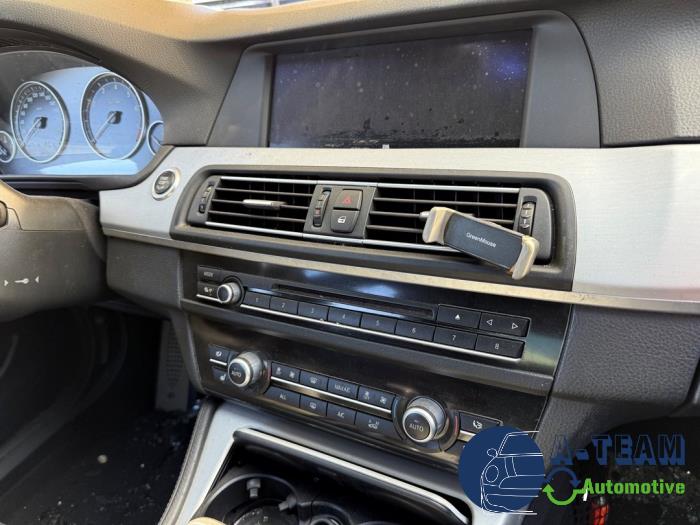 BMW 5 serie 530i 24V Sloopvoertuig (2013, Zwart)