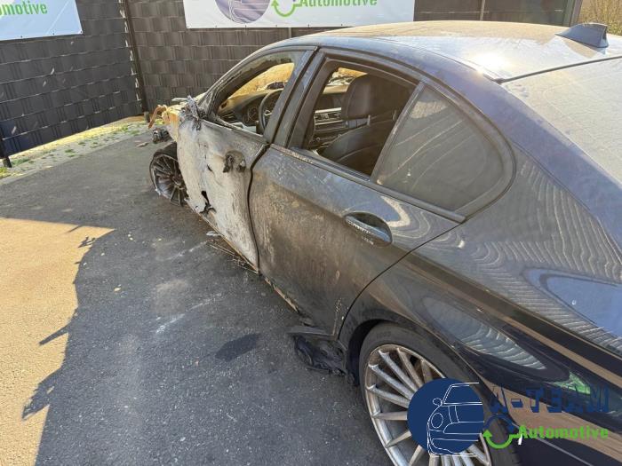 BMW 5 serie 530i 24V Sloopvoertuig (2013, Zwart)