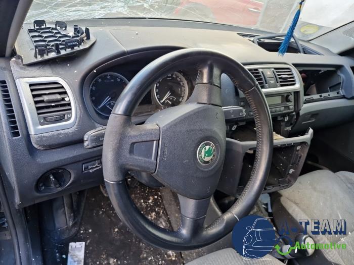 Skoda Fabia II 1.6i 16V Sloopvoertuig (2008, Zwart)