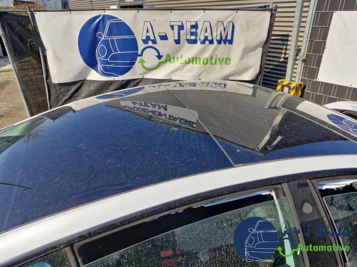 Tesla Model 3 Long Range RWD 78 kWh Sloopvoertuig (2024, Wit)