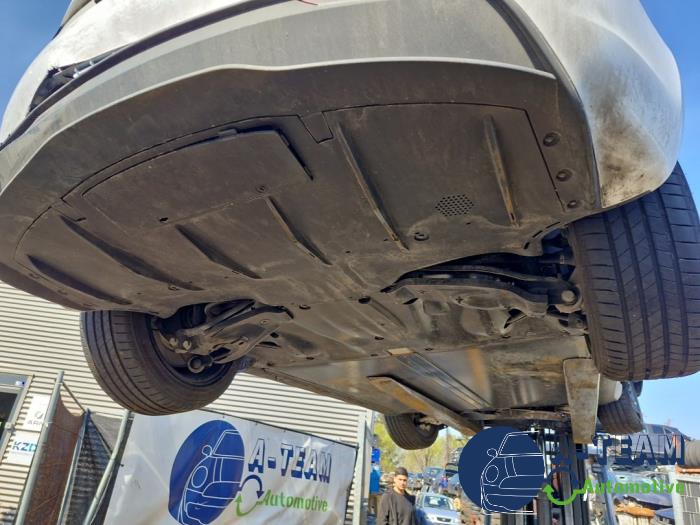 Tesla Model 3 Long Range RWD 78 kWh Sloopvoertuig (2024, Wit)