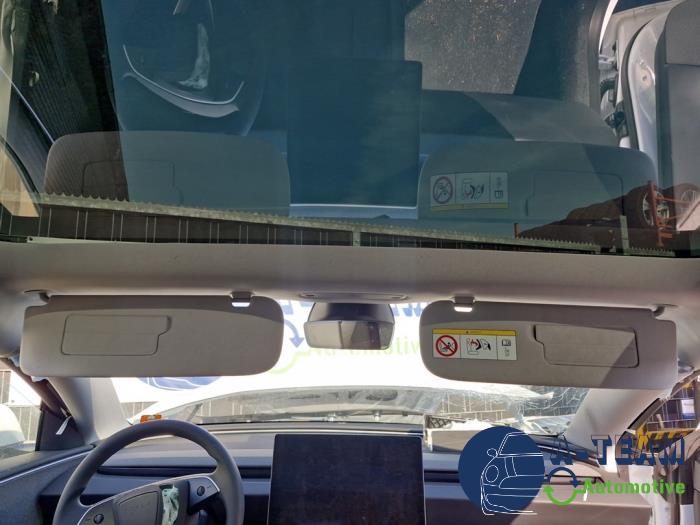 Tesla Model 3 Long Range RWD 78 kWh Sloopvoertuig (2024, Wit)