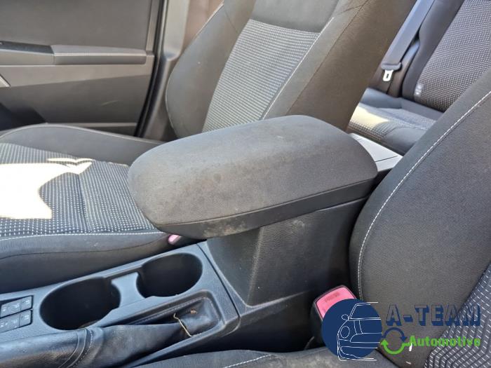 Toyota Auris Touring Sports 1.8 16V Hybrid Sloopvoertuig (2014, Zwart)