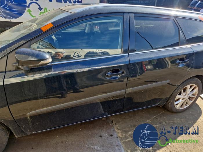 Toyota Auris Touring Sports 1.8 16V Hybrid Sloopvoertuig (2014, Zwart)