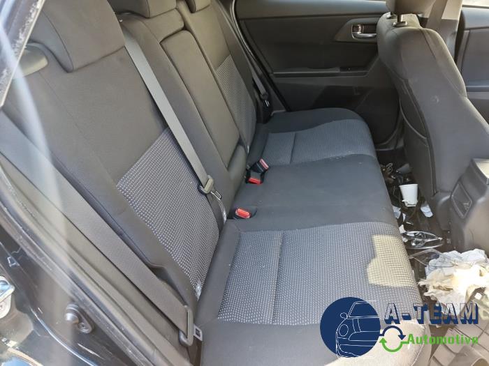 Toyota Auris Touring Sports 1.8 16V Hybrid Sloopvoertuig (2014, Zwart)