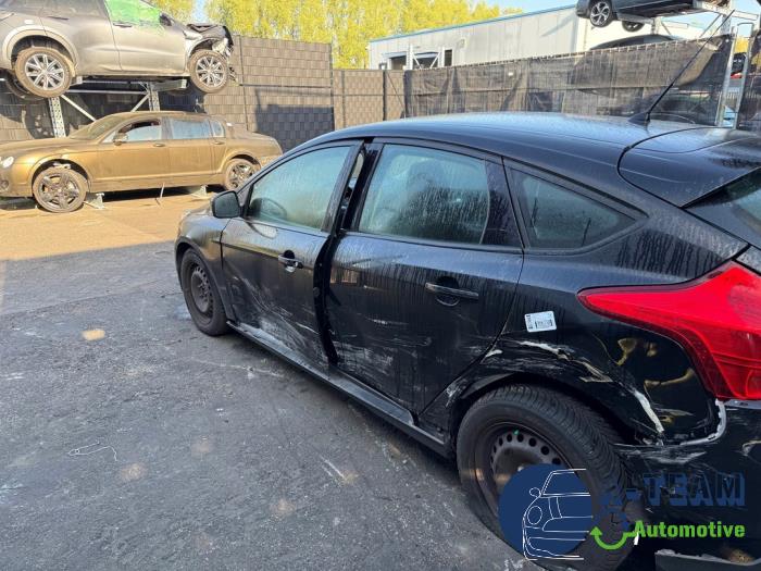 Ford Focus 3 1.0 Ti-VCT EcoBoost 12V 100 Sloopvoertuig (2013, Zwart)