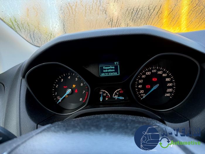 Ford Focus 3 1.0 Ti-VCT EcoBoost 12V 100 Sloopvoertuig (2013, Zwart)