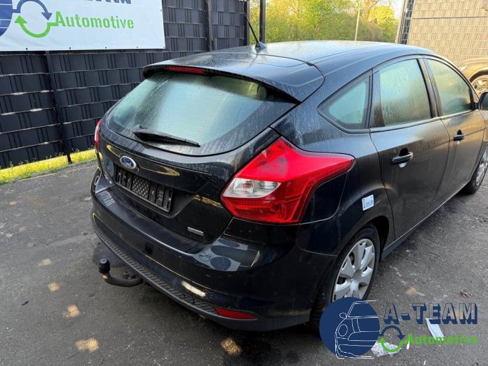 Ford Focus 3 1.0 Ti-VCT EcoBoost 12V 100 Sloopvoertuig (2013, Zwart)