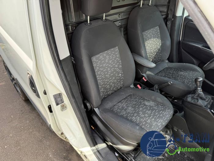 Opel Combo 1.3 CDTI 16V ecoFlex Sloopvoertuig (2015, Wit)
