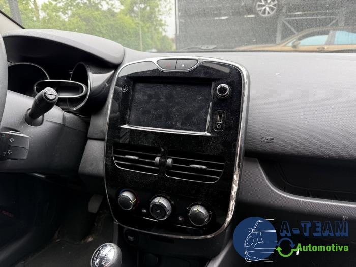 Renault Clio IV Estate/Grandtour 0.9 Energy TCE 12V Sloopvoertuig (2014, Wit)