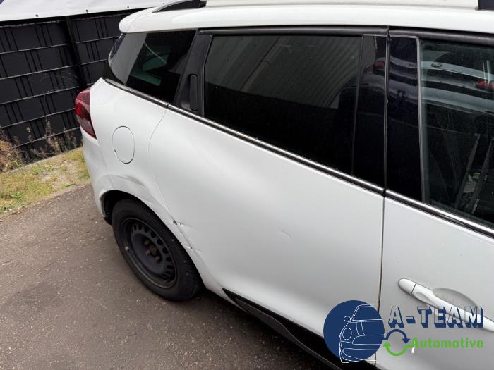 Renault Clio IV Estate/Grandtour 0.9 Energy TCE 12V Sloopvoertuig (2014, Wit)