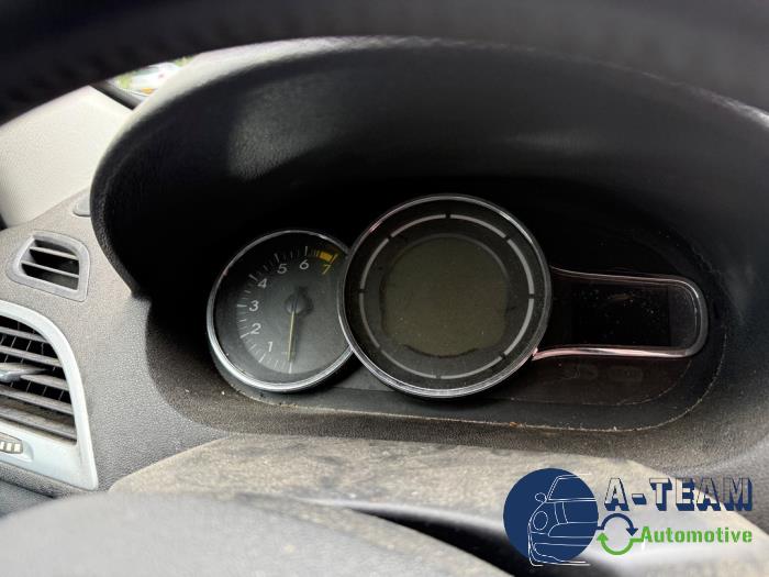 Renault Megane III Grandtour 1.6 16V Bifuel Sloopvoertuig (2011, Grijs)