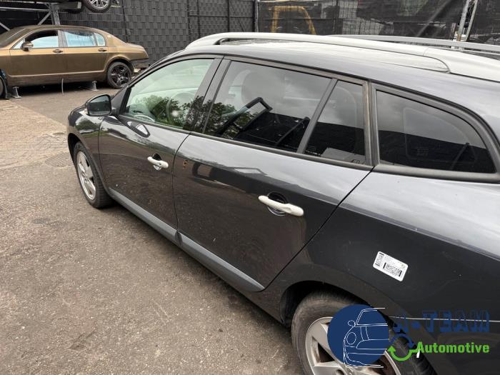 Renault Megane III Grandtour 1.6 16V Bifuel Sloopvoertuig (2011, Grijs)