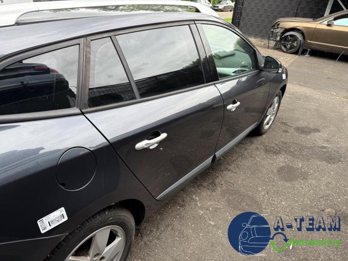 Renault Megane III Grandtour 1.6 16V Bifuel Sloopvoertuig (2011, Grijs)