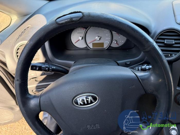 Kia Carens III 2.0i CVVT 16V Sloopvoertuig (2008, Grijs)