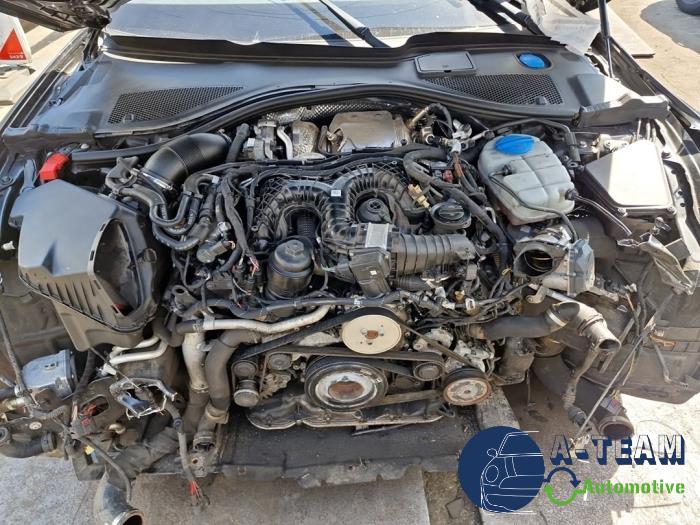 Audi A6 Avant 3.0 TDI V6 24V Quattro Sloopvoertuig (2016, Metallic, Zwart)