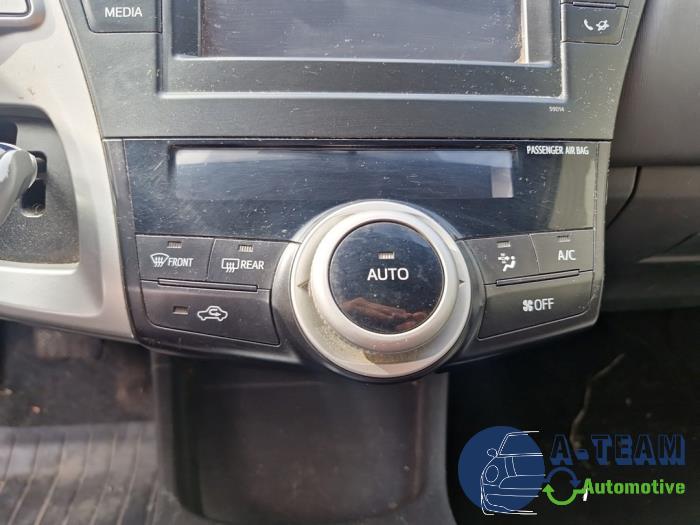 Toyota Prius Plus 1.8 Hybrid 16V Sloopvoertuig (2012, Wit)