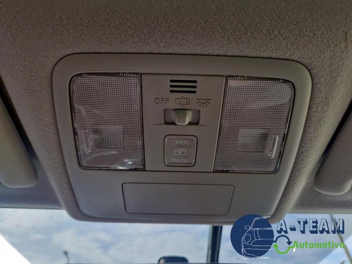 Toyota Prius Plus 1.8 Hybrid 16V Sloopvoertuig (2012, Wit)