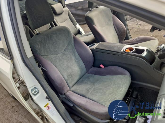 Toyota Prius Plus 1.8 Hybrid 16V Sloopvoertuig (2012, Wit)