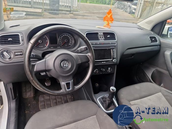 Volkswagen Polo V 1.2 TDI 12V BlueMotion Sloopvoertuig (2011, Wit)