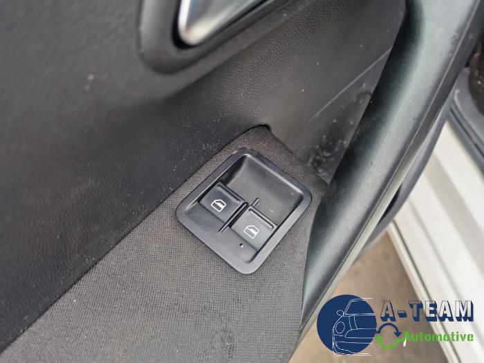 Volkswagen Polo V 1.2 TDI 12V BlueMotion Sloopvoertuig (2011, Wit)