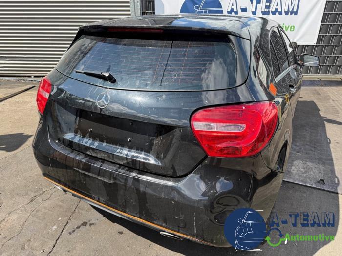 Mercedes A 1.6 A-180 16V Sloopvoertuig (2013, Zwart)