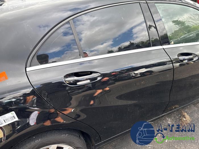 Mercedes A 1.6 A-180 16V Sloopvoertuig (2013, Zwart)