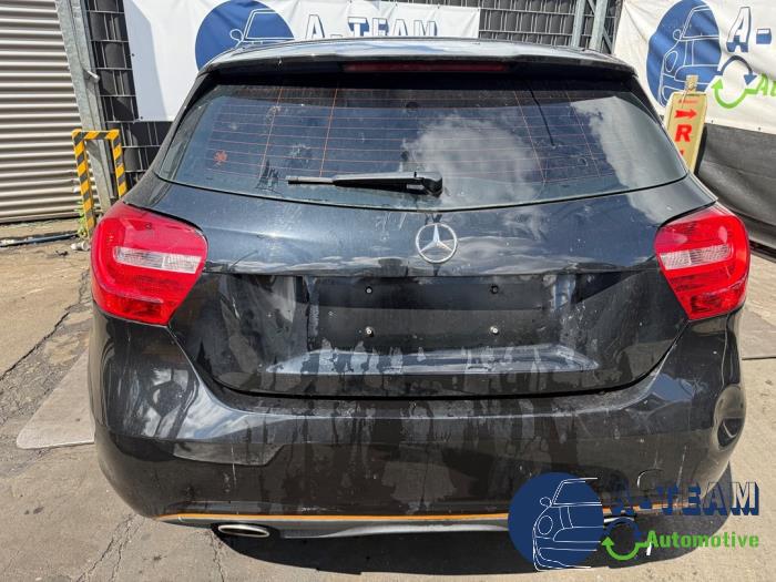 Mercedes A 1.6 A-180 16V Sloopvoertuig (2013, Zwart)