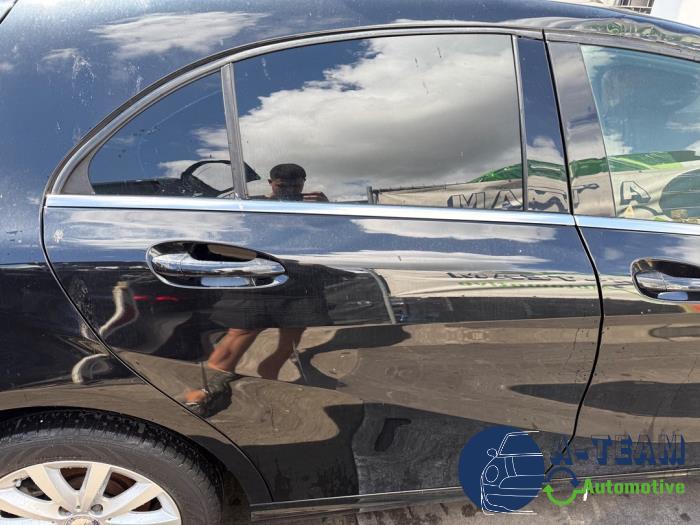 Mercedes A 1.6 A-180 16V Sloopvoertuig (2013, Zwart)