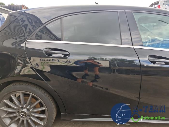 Mercedes A 1.6 A-180 16V Sloopvoertuig (2013, Zwart)