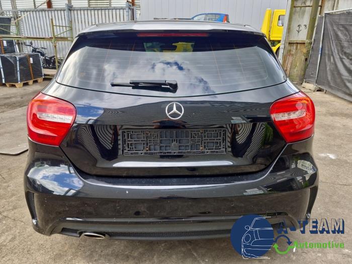 Mercedes A 1.6 A-180 16V Sloopvoertuig (2013, Zwart)