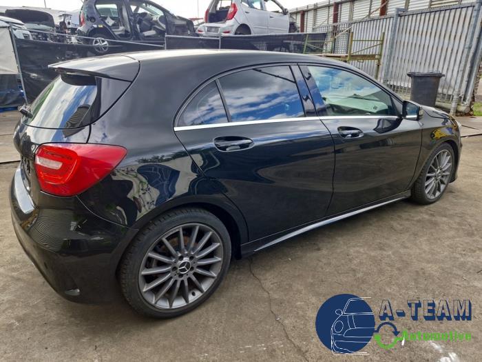 Mercedes A 1.6 A-180 16V Sloopvoertuig (2013, Zwart)