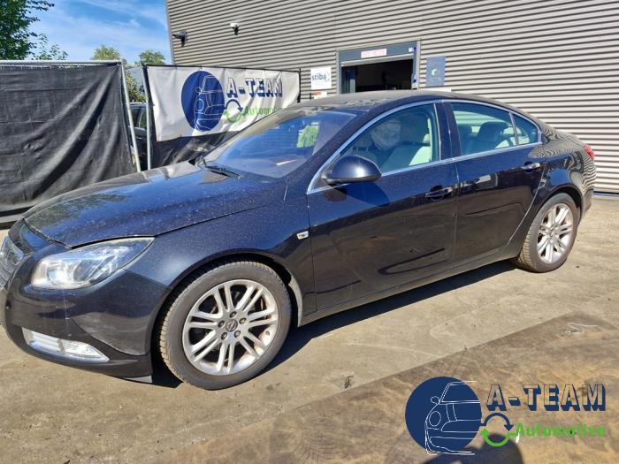 Opel Insignia 2.0 Turbo 16V Ecotec Sloopvoertuig (2010, Zwart)